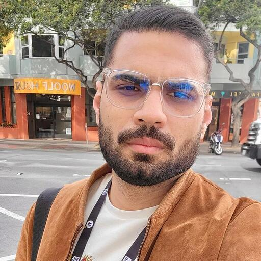 Muaz Humayun, Director of Sales